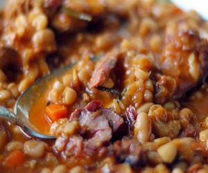 resimli etli kuru fasulye