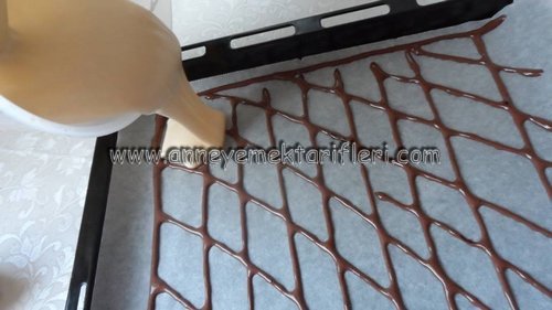 desenli rulo pasta nasıl yapılır