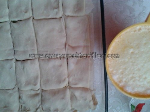 milföylü çıtır börek resimli tarifi