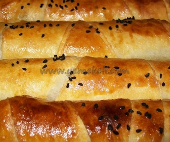 ıspanaklı rulo börek tarifi