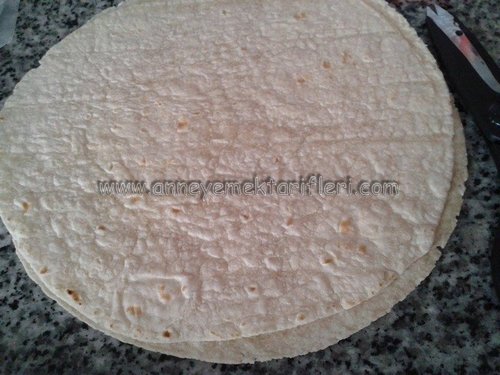 lavaştan baharatlı cips yapımı