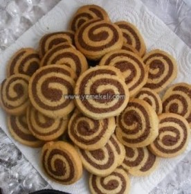 iki renkli kurabiye tarifi