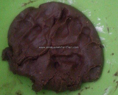 toz pudingli çikolatalı kurabiye yapımı