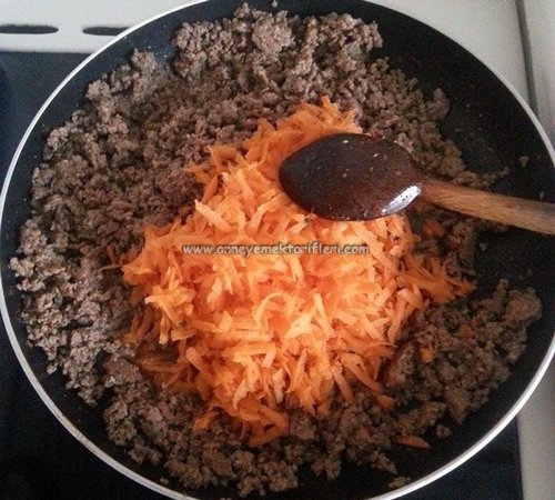 yunan-usulü-kabak-musakka-3