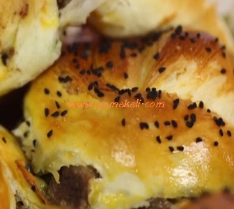 kavurmalı kaşarlı açma tarifi